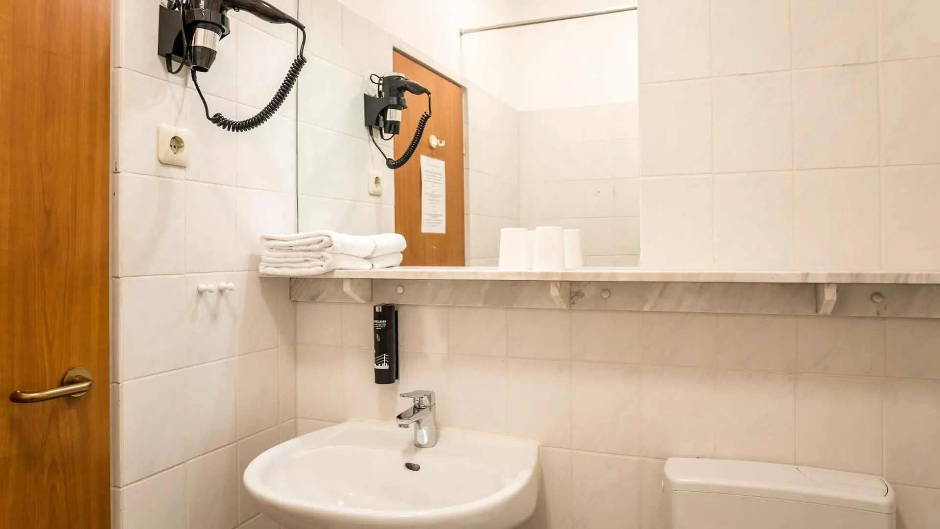 Apartahotel Antares Apartments Düsseldorf Alemania